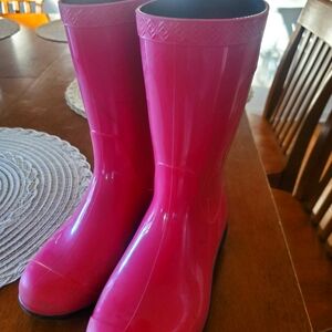 UGG pink rainboots